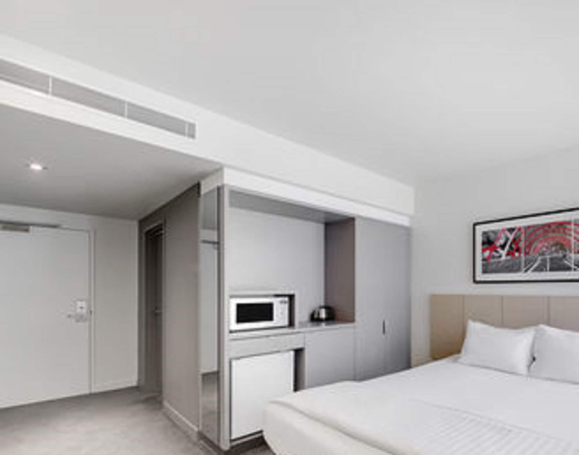 Travelodge Hotel Melbourne Docklands Extérieur photo