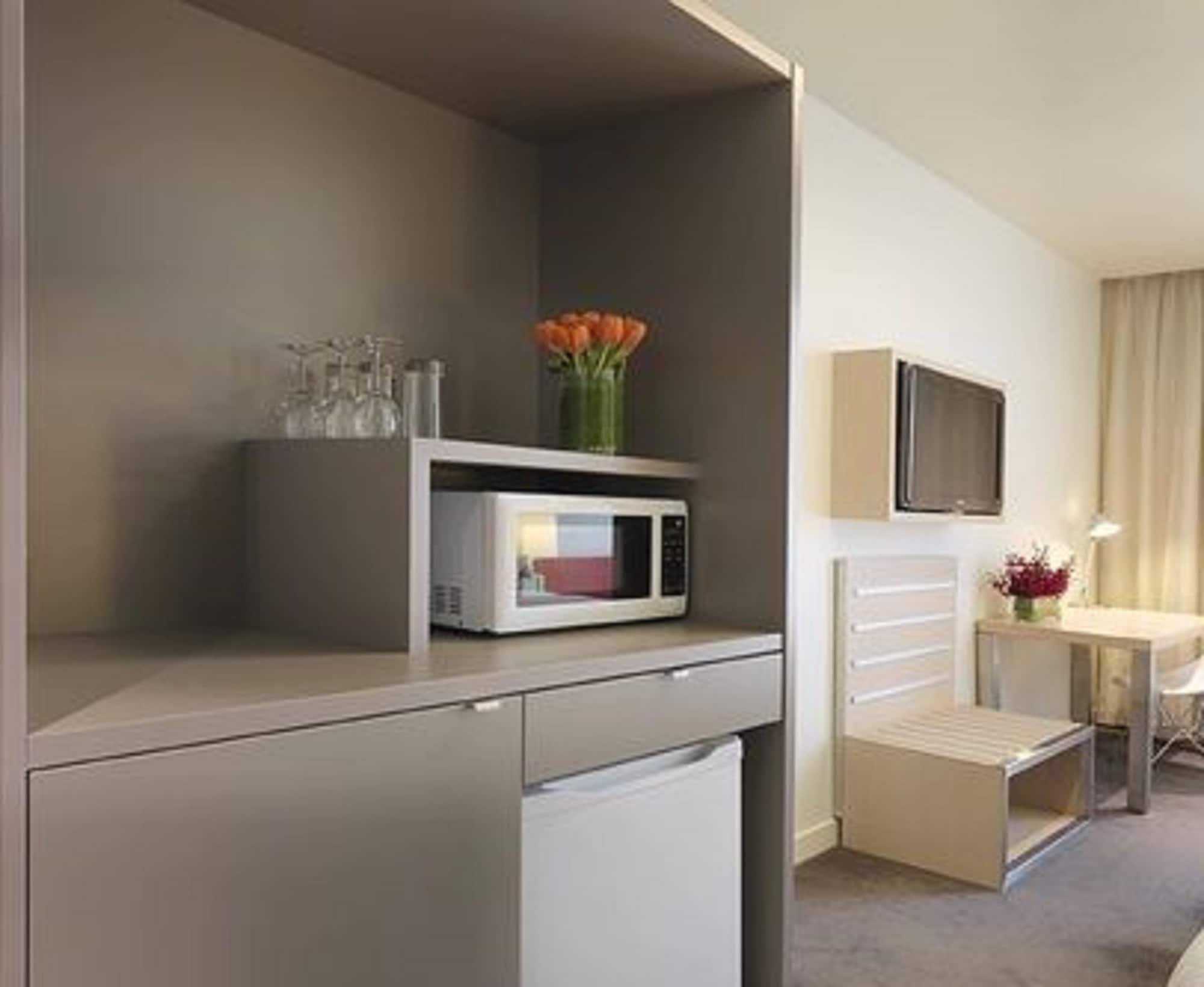 Travelodge Hotel Melbourne Docklands Extérieur photo