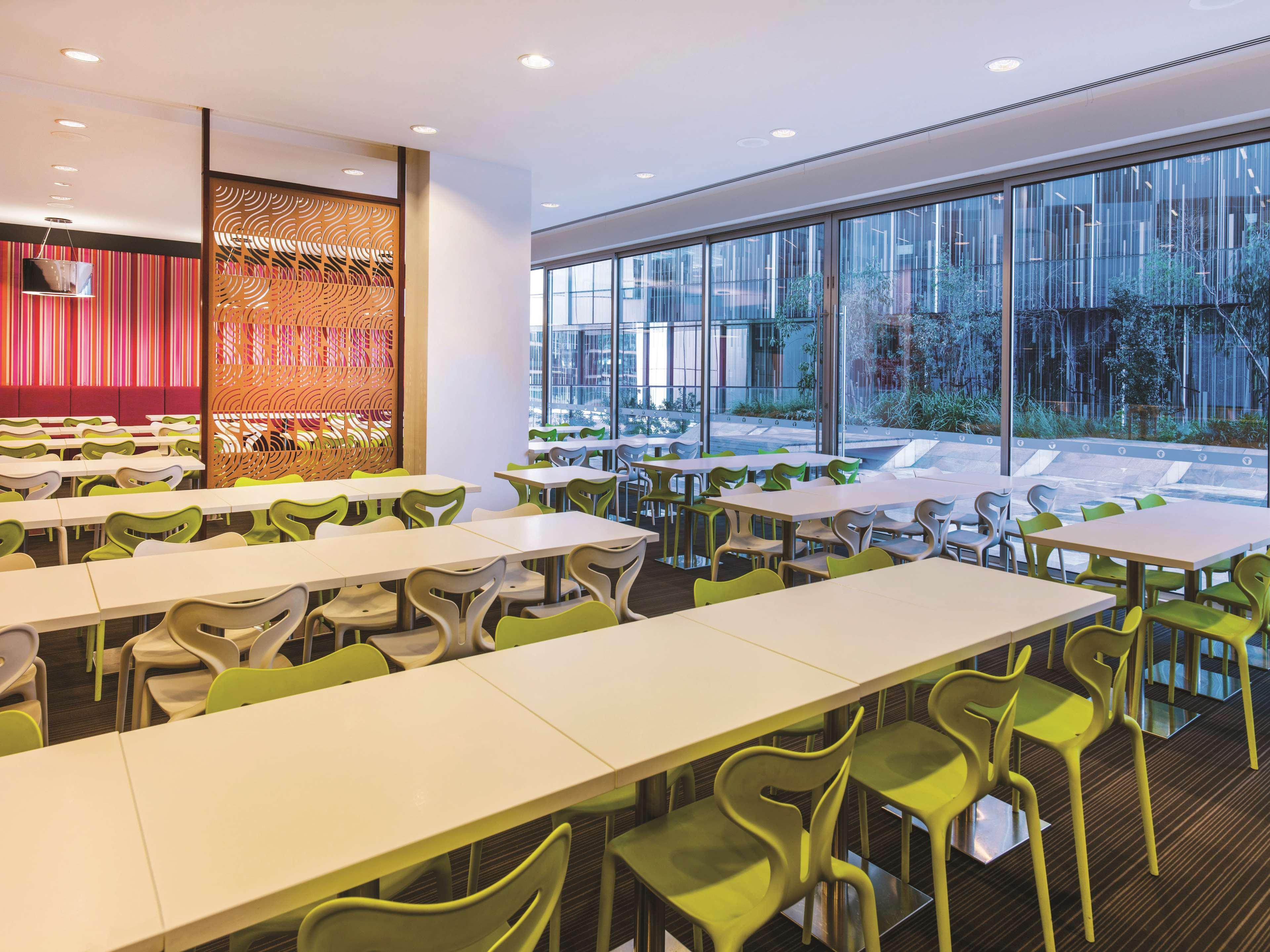 Travelodge Hotel Melbourne Docklands Extérieur photo