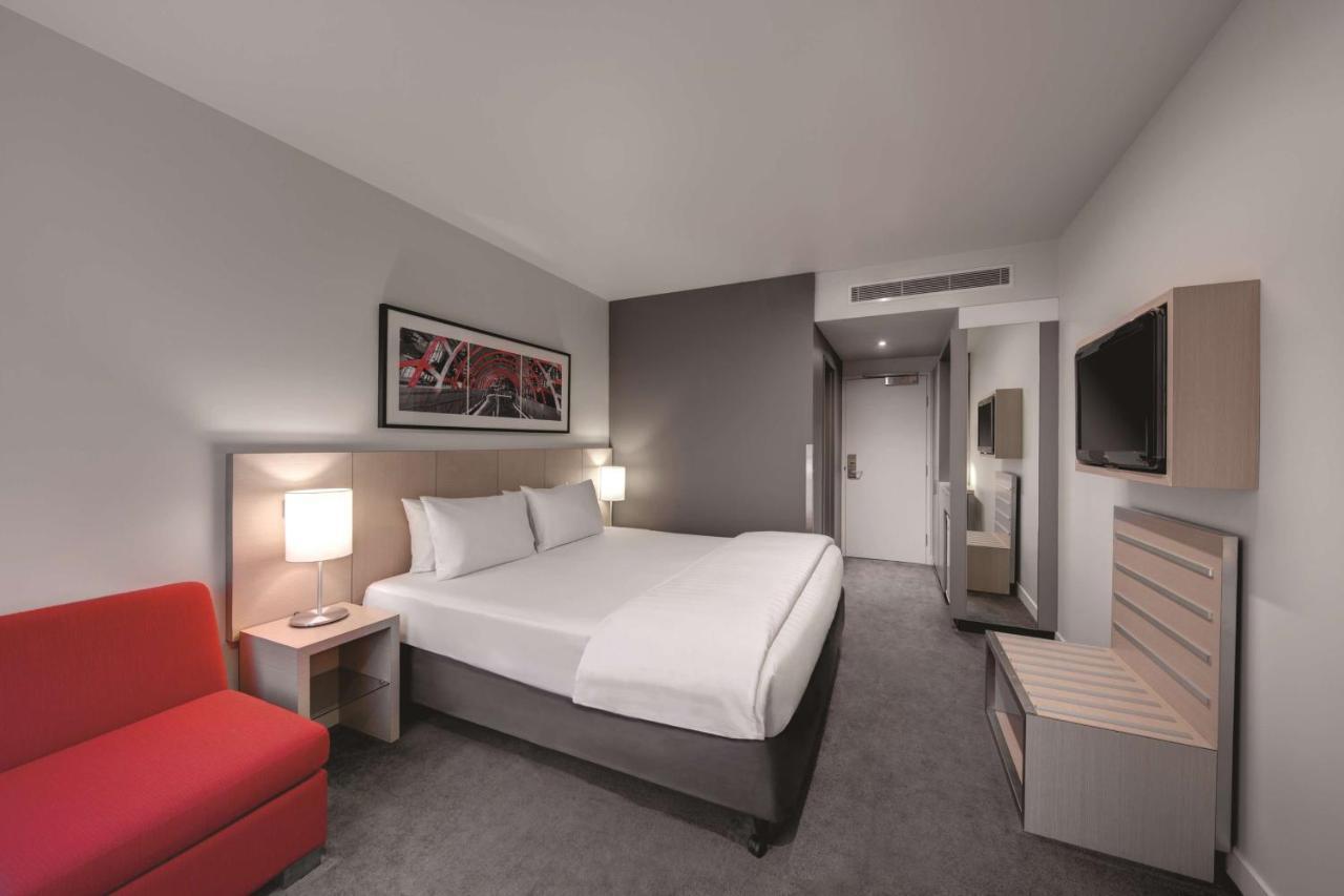 Travelodge Hotel Melbourne Docklands Extérieur photo
