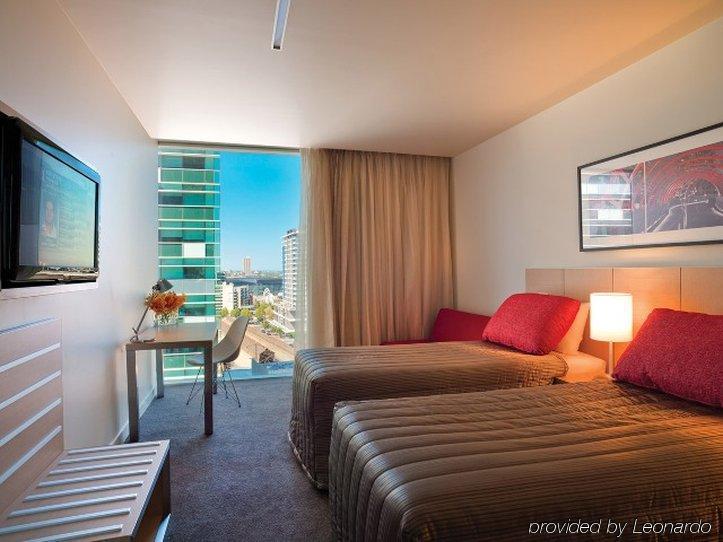Travelodge Hotel Melbourne Docklands Extérieur photo