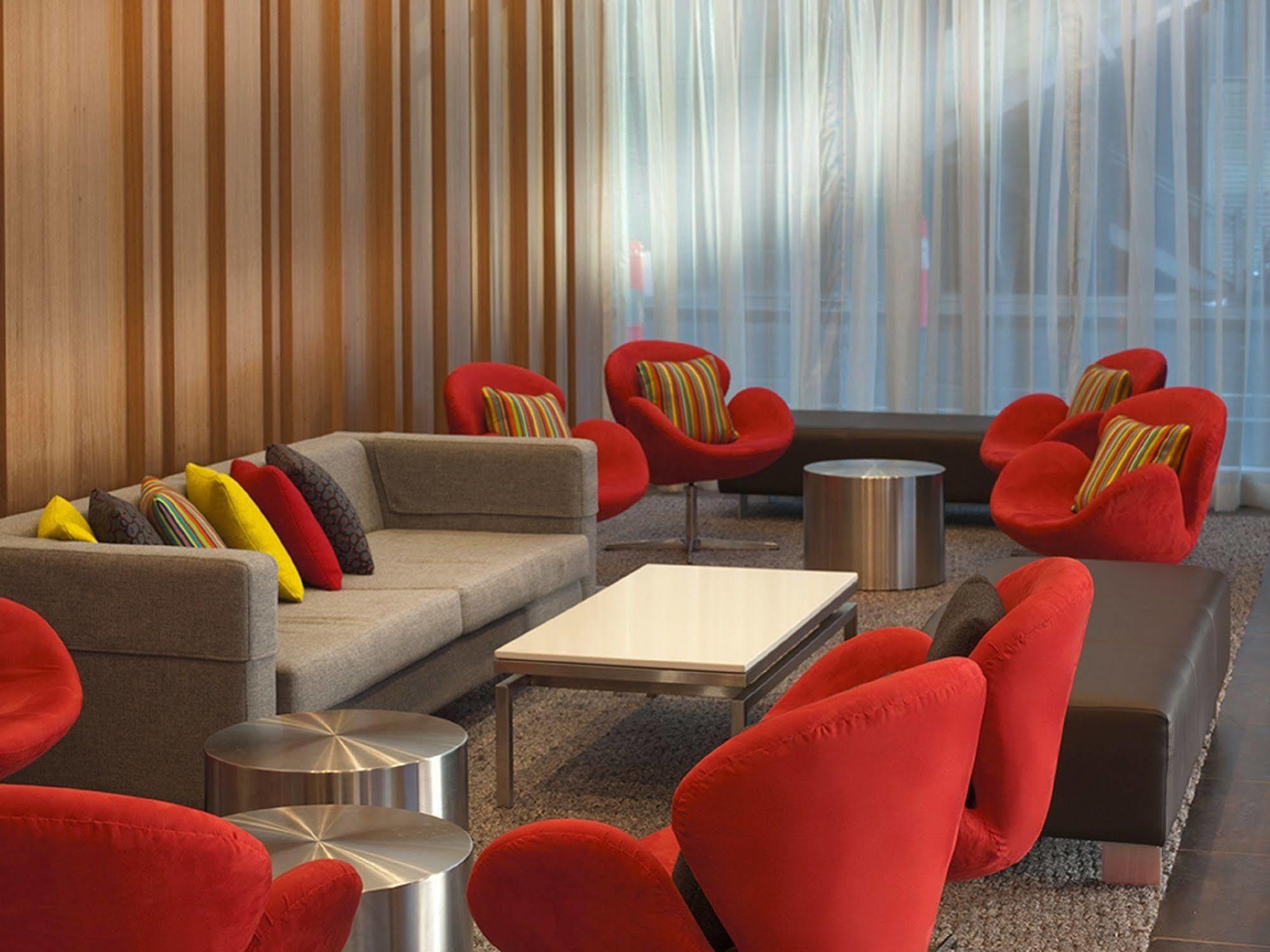 Travelodge Hotel Melbourne Docklands Extérieur photo