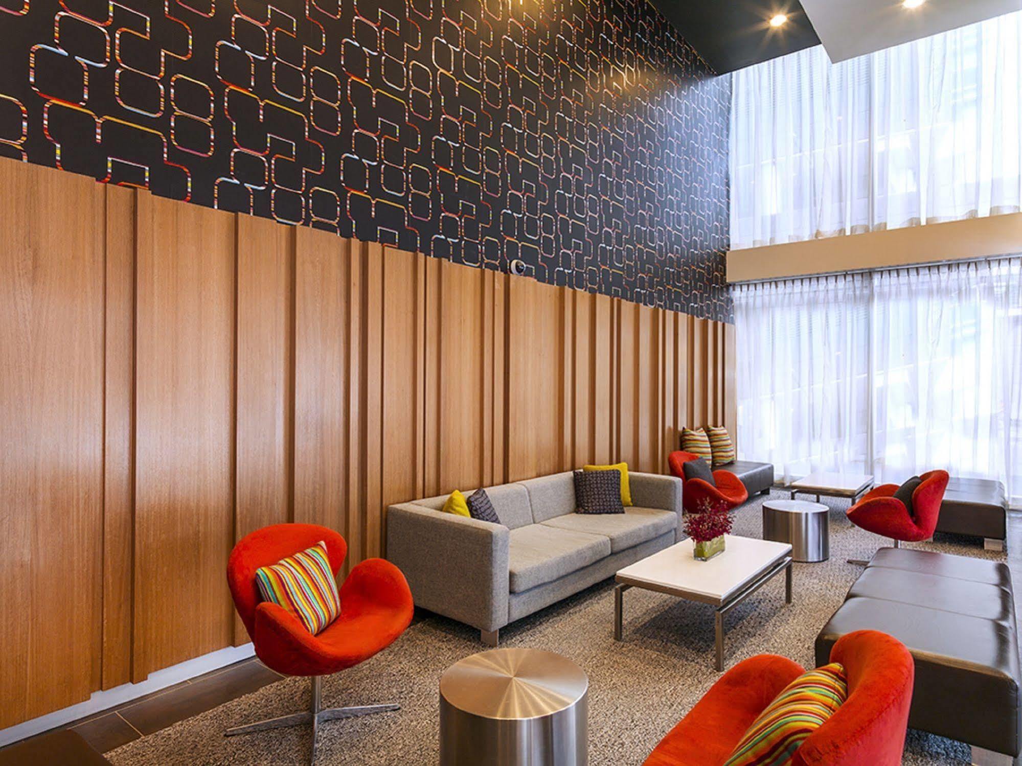 Travelodge Hotel Melbourne Docklands Extérieur photo
