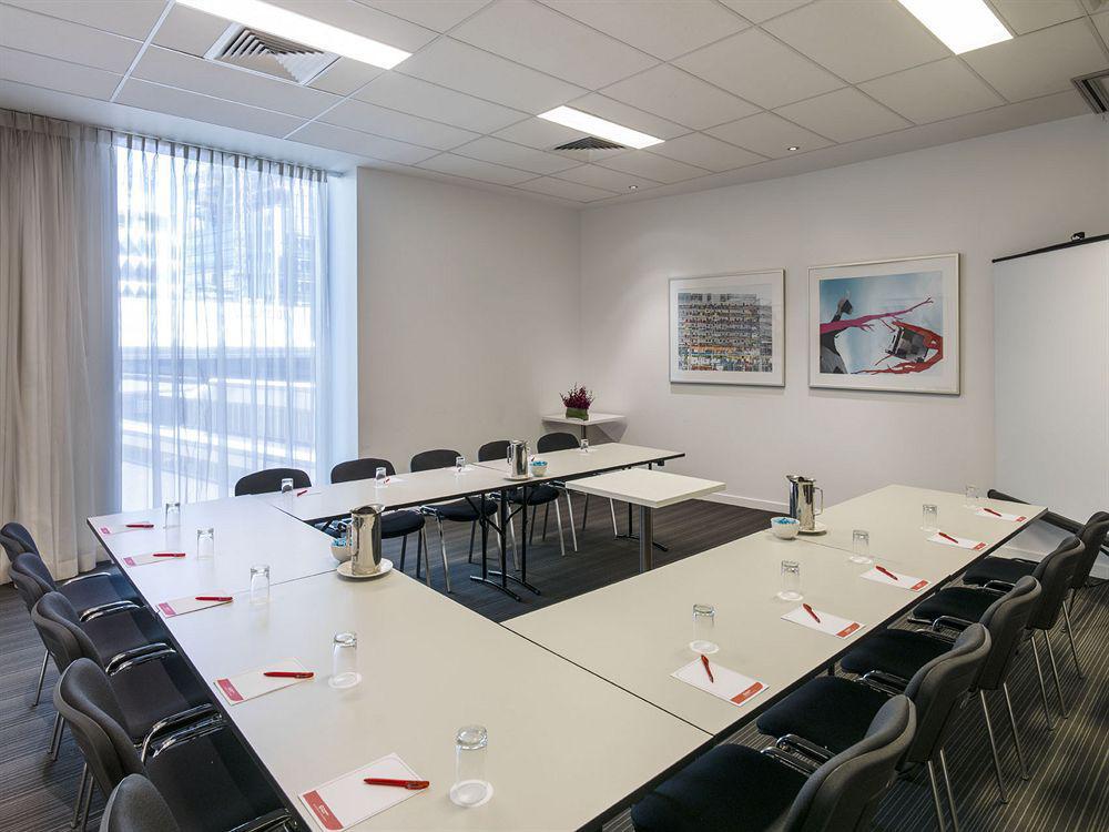 Travelodge Hotel Melbourne Docklands Extérieur photo